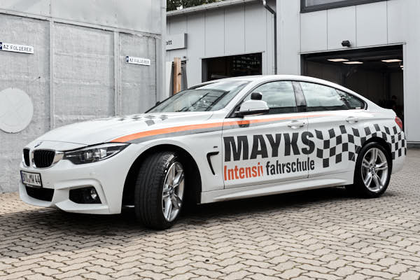 Mayks Intensivfahrschule in Harburg 4er BMW